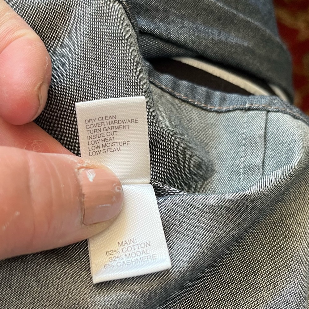 St. John denim button down shirt size 2. E#262 - Picture 7 of 7